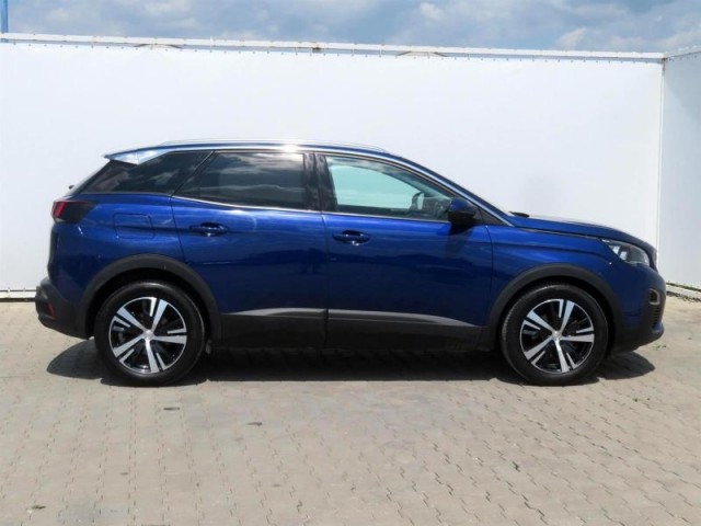 Peugeot 3008  1.2 PureTech 