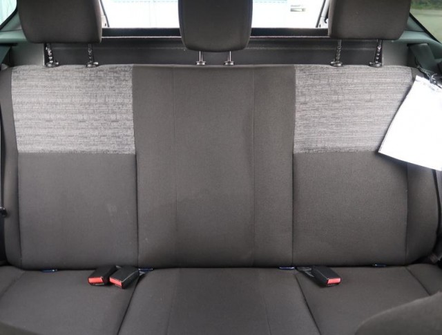 Dacia Duster  1.6 16V Access