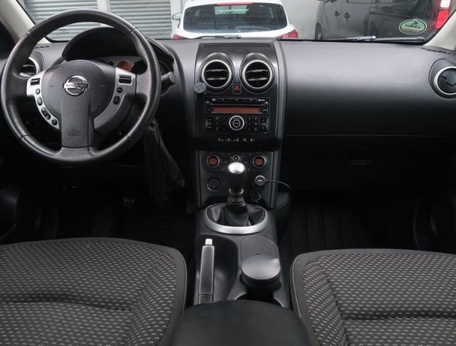 Nissan Qashqai  1.5 dCi 