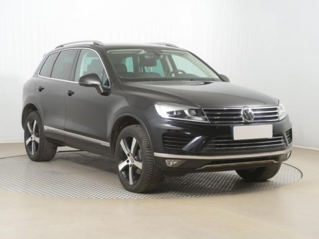 Volkswagen Touareg  3.0 TDI 