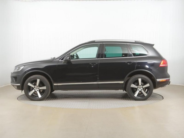 Volkswagen Touareg  3.0 TDI 