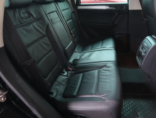 Volkswagen Touareg  3.0 TDI 