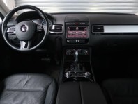 Volkswagen Touareg  3.0 TDI 