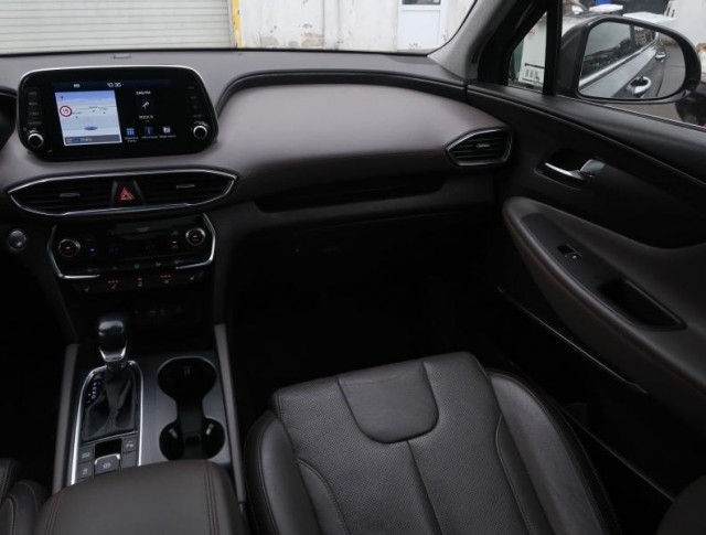 Hyundai Santa Fe  2.2 CRDi Blue 