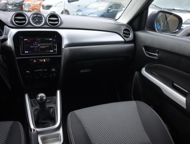 Suzuki Vitara  1.6 VVT 