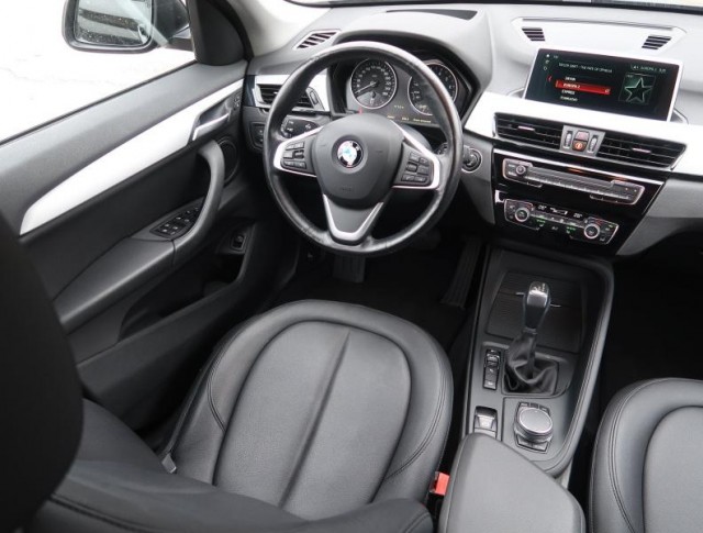BMW X1  sDrive20i 