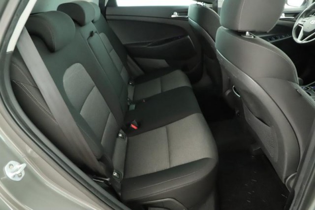 Hyundai Tucson  2.0 CRDi 