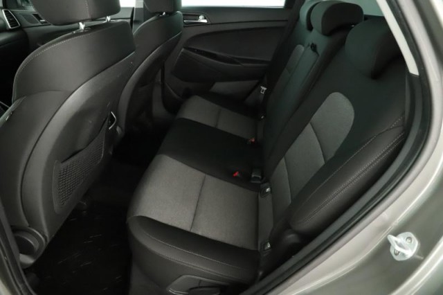 Hyundai Tucson  2.0 CRDi 