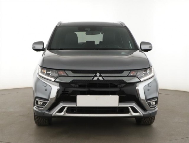 Mitsubishi Outlander  2.4 PHEV 