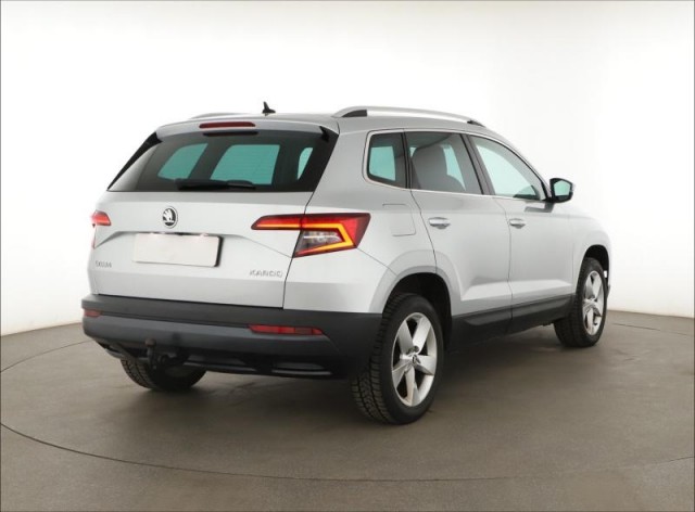 Škoda Karoq  1.5 TSI 