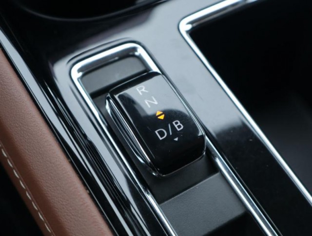 Škoda Karoq  2.0 TDI Ambition Plus