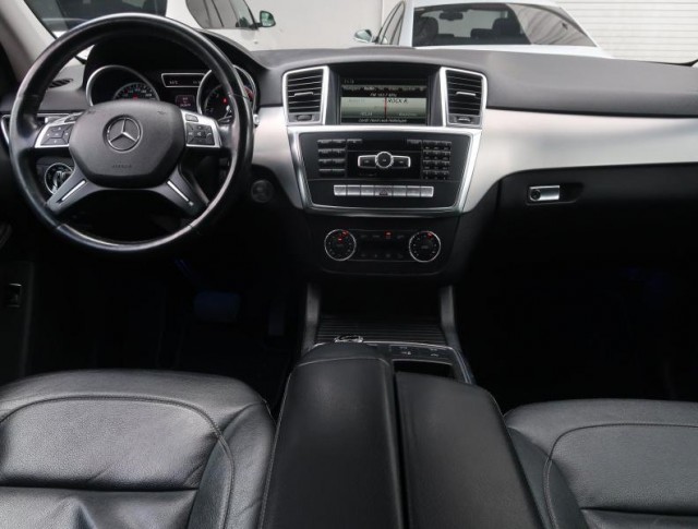 Mercedes-Benz ML  ML 350 BlueTEC 