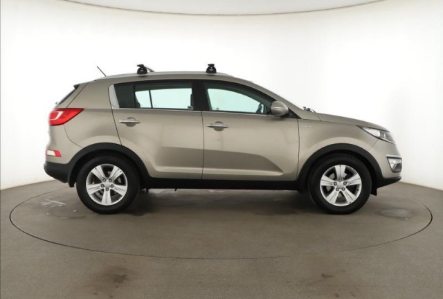 Kia Sportage  2.0 CRDi 