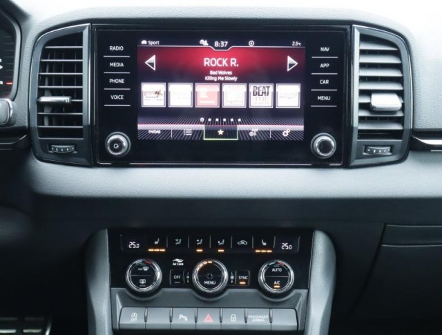 Škoda Karoq  1.5 TSI Sportline