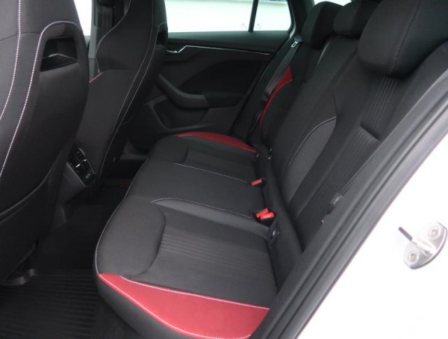 Škoda Kamiq  1.0 TSI Monte Carlo