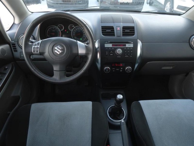 Suzuki SX4  1.6 VVT 