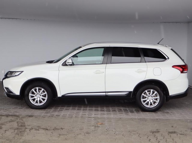 Mitsubishi Outlander  2.0 