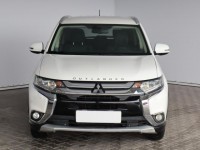 Mitsubishi Outlander  2.0 