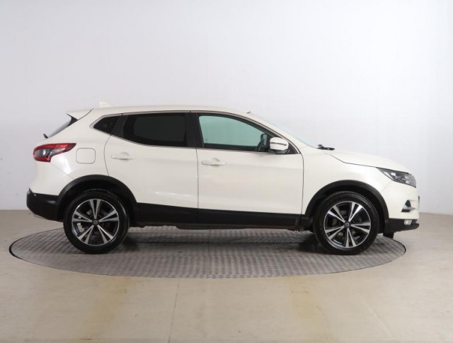 Nissan Qashqai  1.5 dCi 