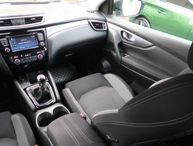Nissan Qashqai  1.5 dCi 