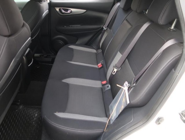 Nissan Qashqai  1.5 dCi 