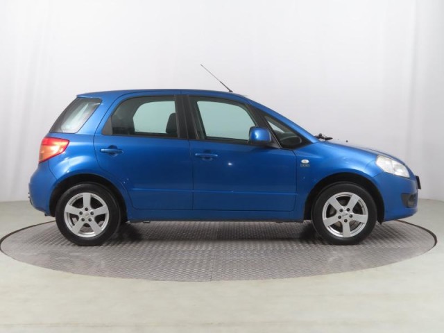 Suzuki SX4  1.9 DDiS GL