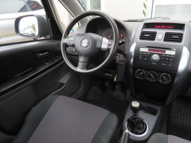 Suzuki SX4  1.9 DDiS GL