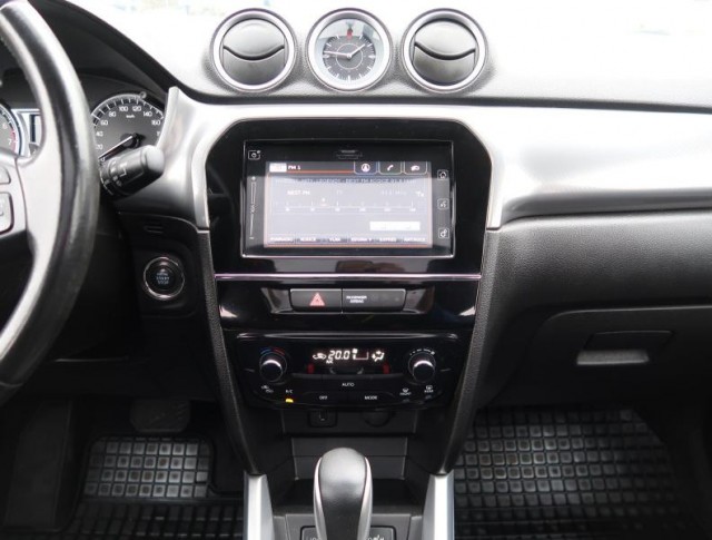 Suzuki Vitara  1.6 VVT GL +