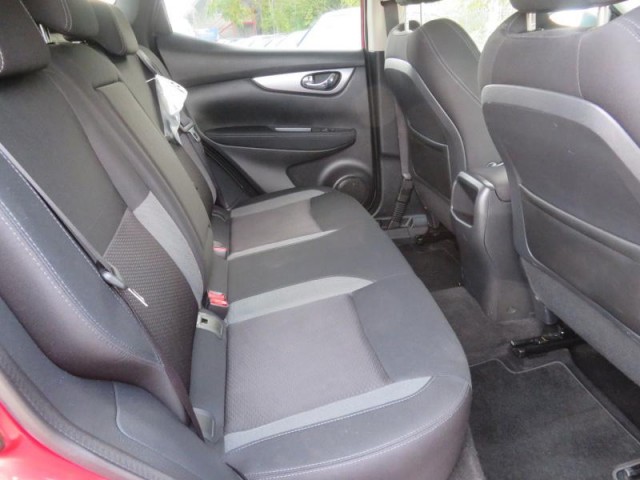 Nissan Qashqai  1.2 DIG-T Acenta