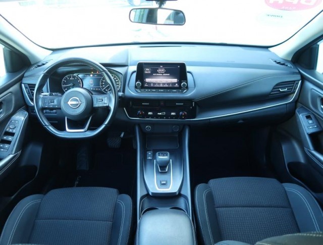 Nissan Qashqai  1.3 DIG-T MHEV Acenta