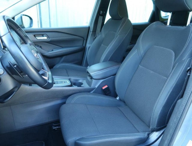 Nissan Qashqai  1.3 DIG-T MHEV Acenta