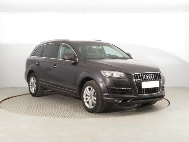 Audi Q7  3.0 TDI 