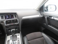 Audi Q7  3.0 TDI 