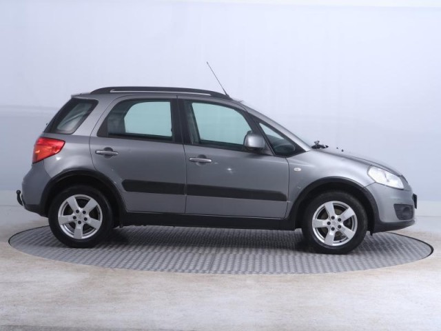 Suzuki SX4  1.6 VVT 