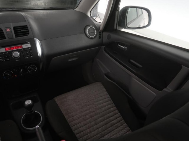 Suzuki SX4  1.6 VVT 