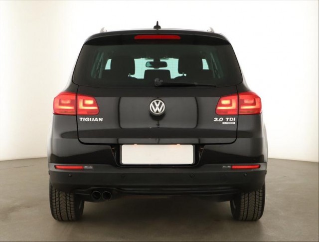 Volkswagen Tiguan  2.0 TDI 