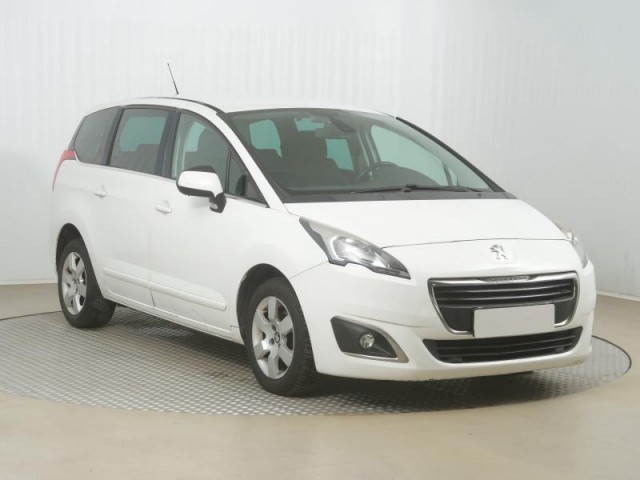Peugeot 5008  1.6 HDi 