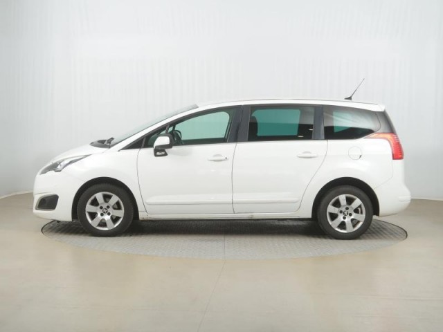 Peugeot 5008  1.6 HDi 
