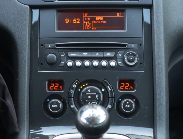 Peugeot 5008  1.6 HDi 