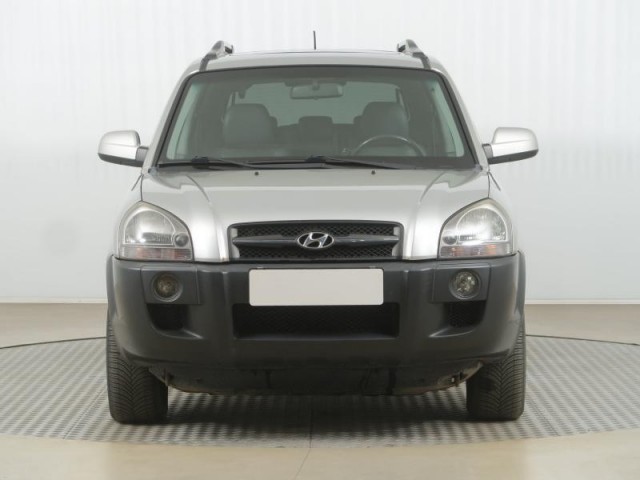 Hyundai Tucson  2.0 CRDi 