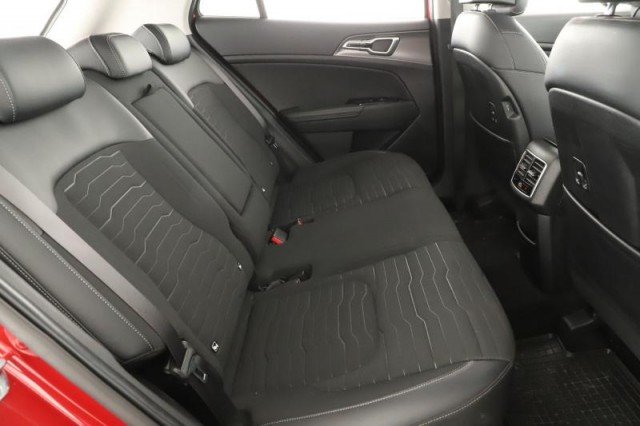 Kia Sportage  1.6 T-GDI MHEV 