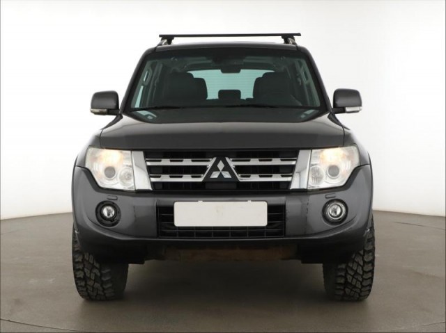 Mitsubishi Pajero  3.2 DI-D 