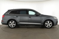 Audi Q7  3.0 TDI S-Line