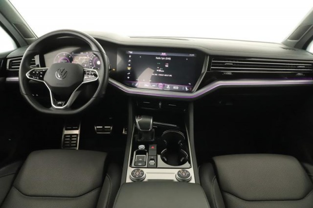 Volkswagen Touareg  3.0 TDI 