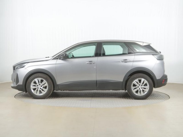 Peugeot 3008  1.5 BlueHDi 