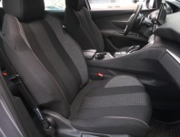 Peugeot 3008  1.5 BlueHDi 