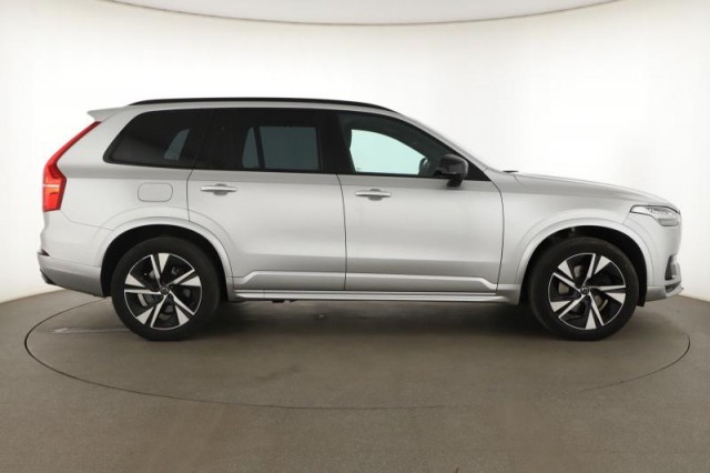 Volvo XC90  B5 AWD 