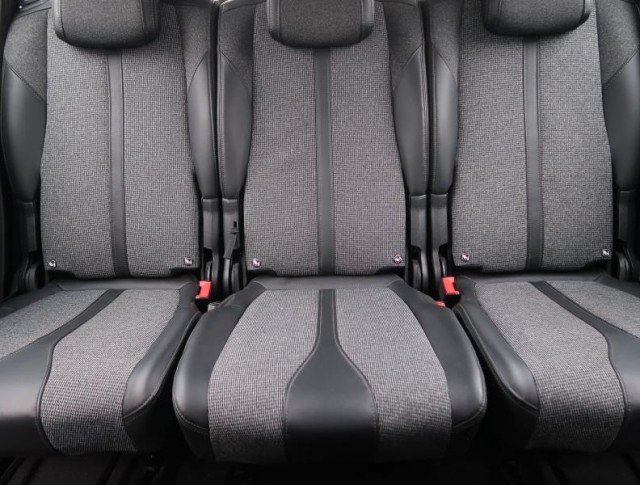 Peugeot 5008  1.6 BlueHDi Allure