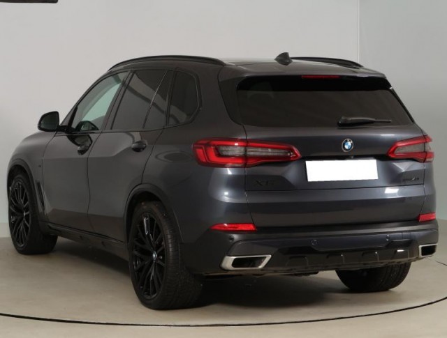 BMW X5  xDrive40i 
