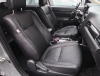 Mitsubishi Outlander  2.2 DI-D 